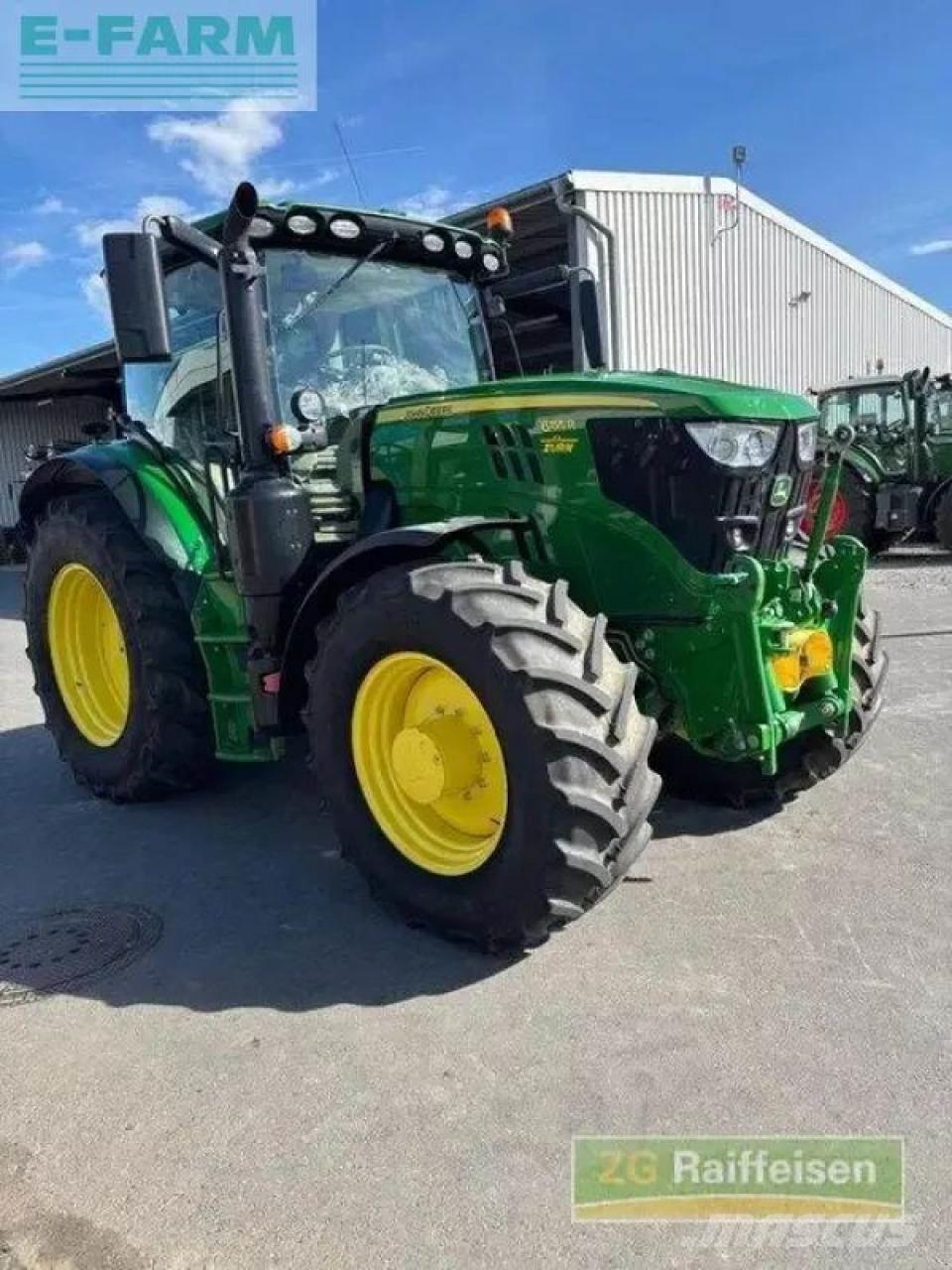 John Deere 6155 r Traktorit