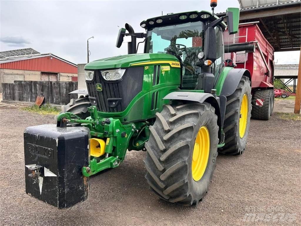 John Deere 6R 250 Traktorit