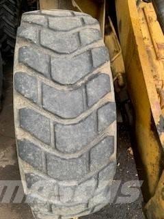 CAT 910 Pyöräkuormaajat