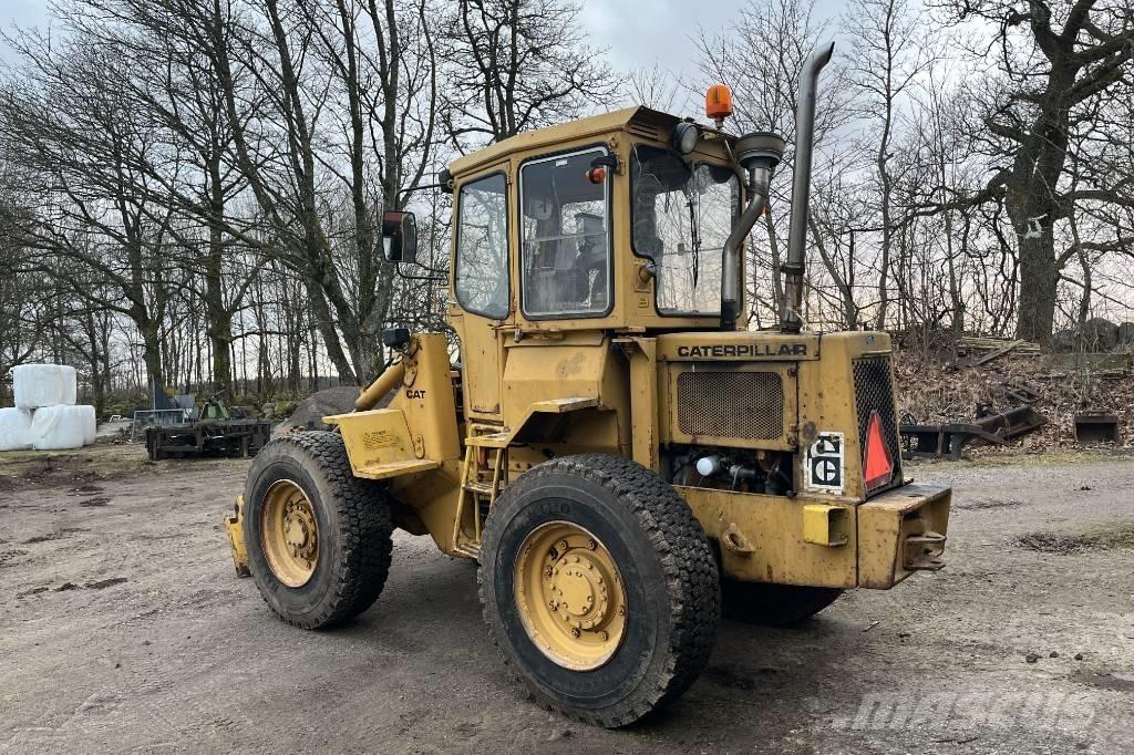 CAT 910 Pyöräkuormaajat