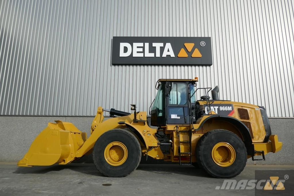 CAT 966M Pyöräkuormaajat