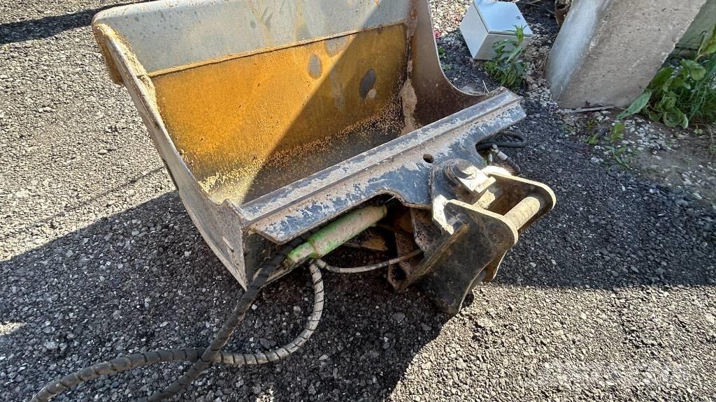 JCB 4 CX Pro Kaivurikuormaajat