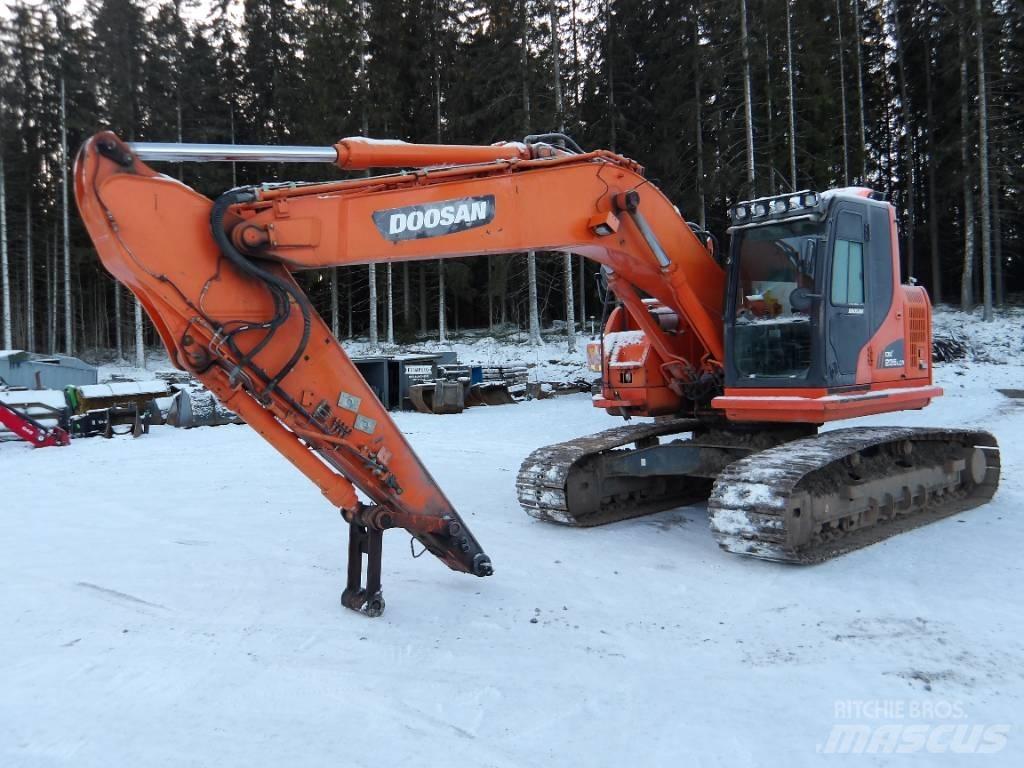 Doosan DX 235 LCR Telakaivukoneet