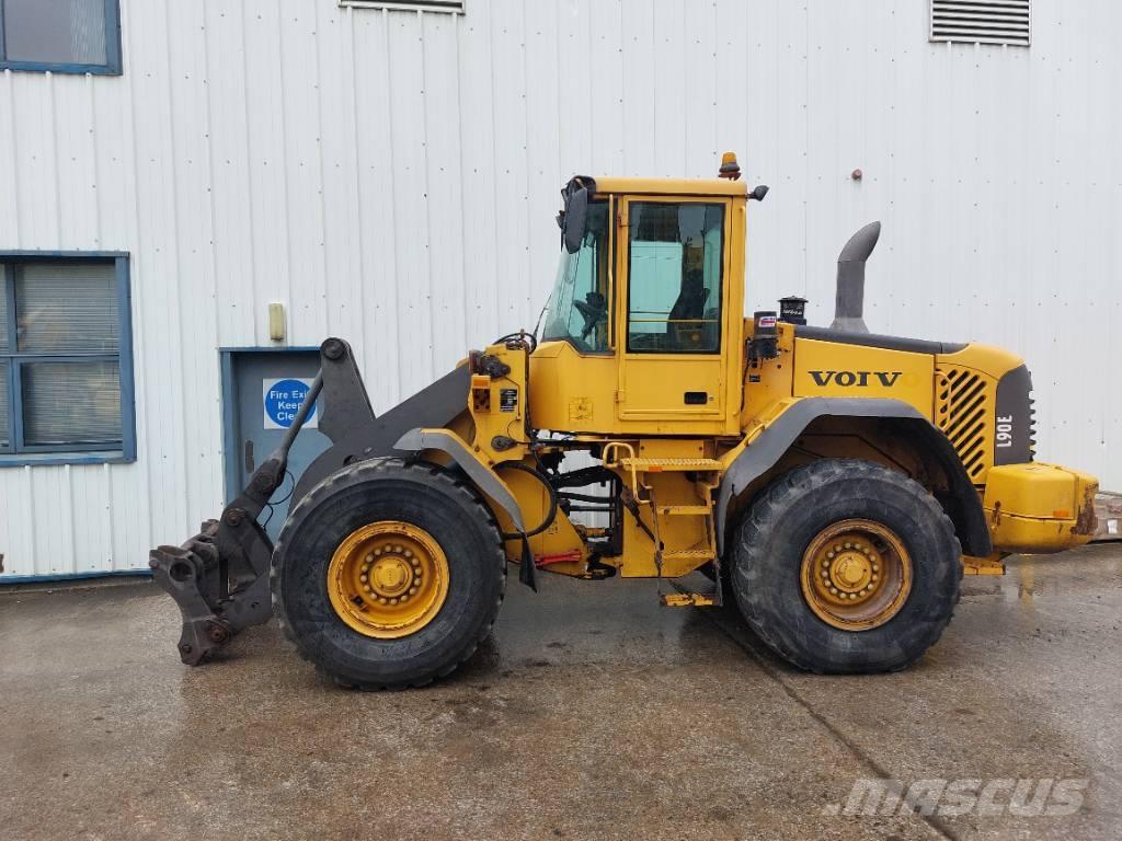 Volvo L90E Pyöräkuormaajat