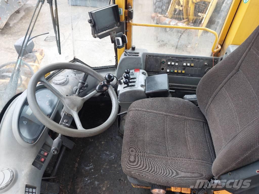 Volvo L90E Pyöräkuormaajat
