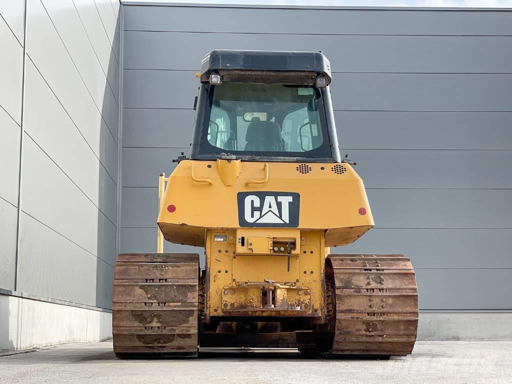 CAT D6K Telaketjupuskutraktorit