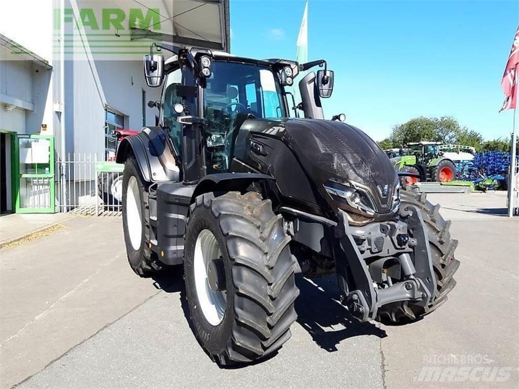 Valtra q265 Traktorit