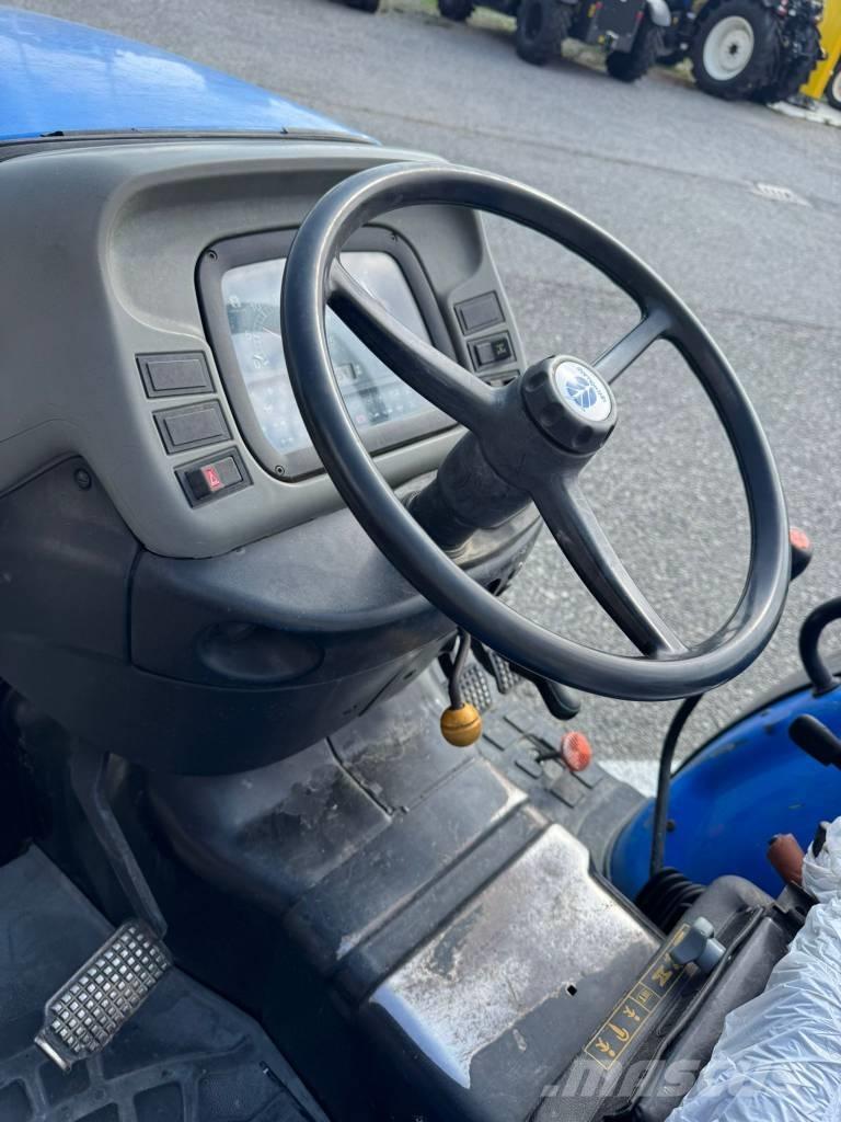 New Holland TN75 NA Traktorit