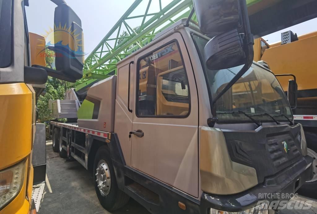 Zoomlion ztc 251v Mobiilinosturit