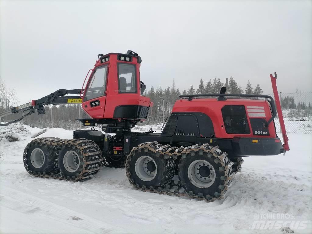 Komatsu 901XC Harvesterit