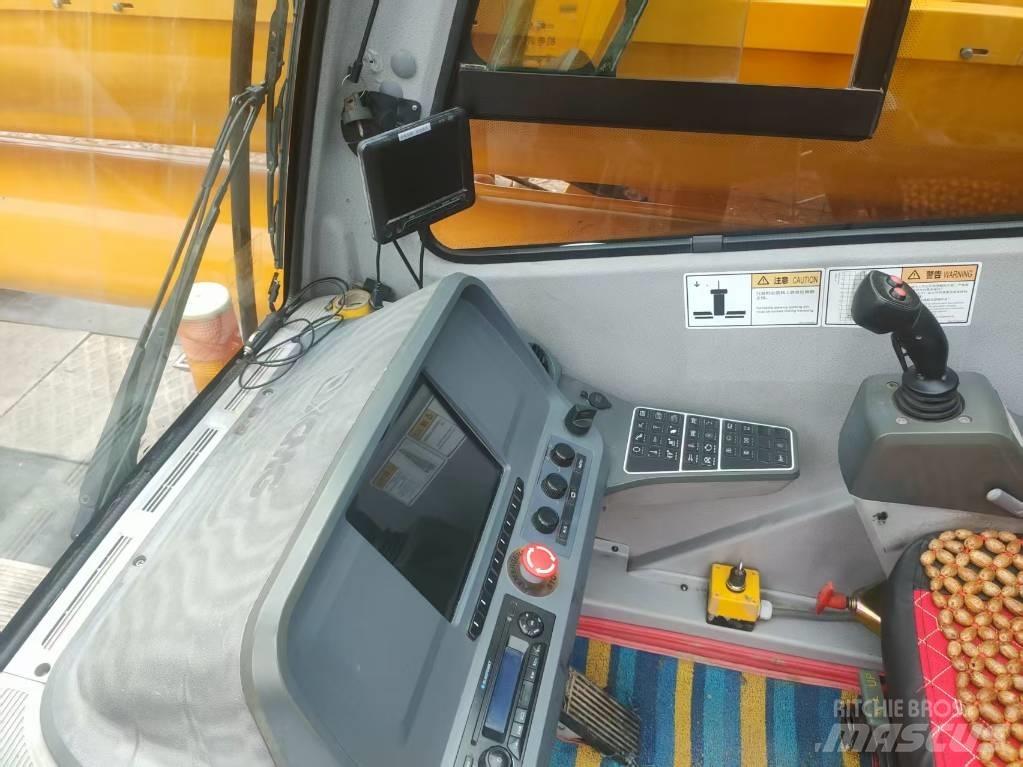 XCMG XCT 130 Mobiilinosturit