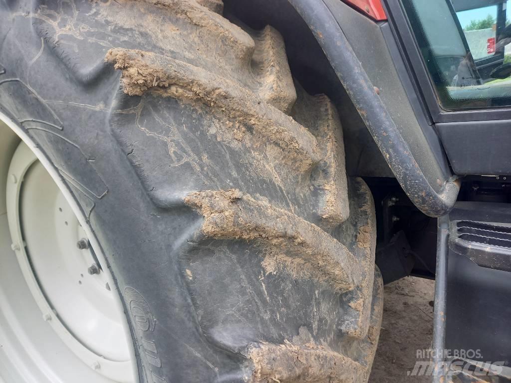 Valtra T 190 Traktorit
