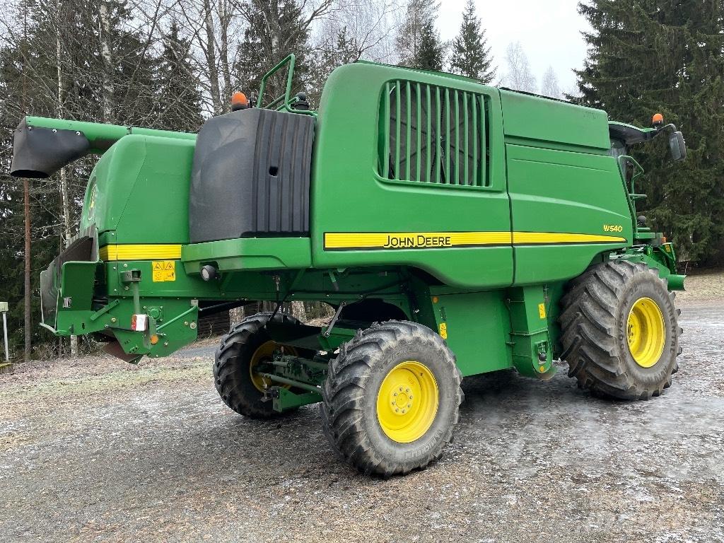 John Deere W 540 Leikkuupuimurit