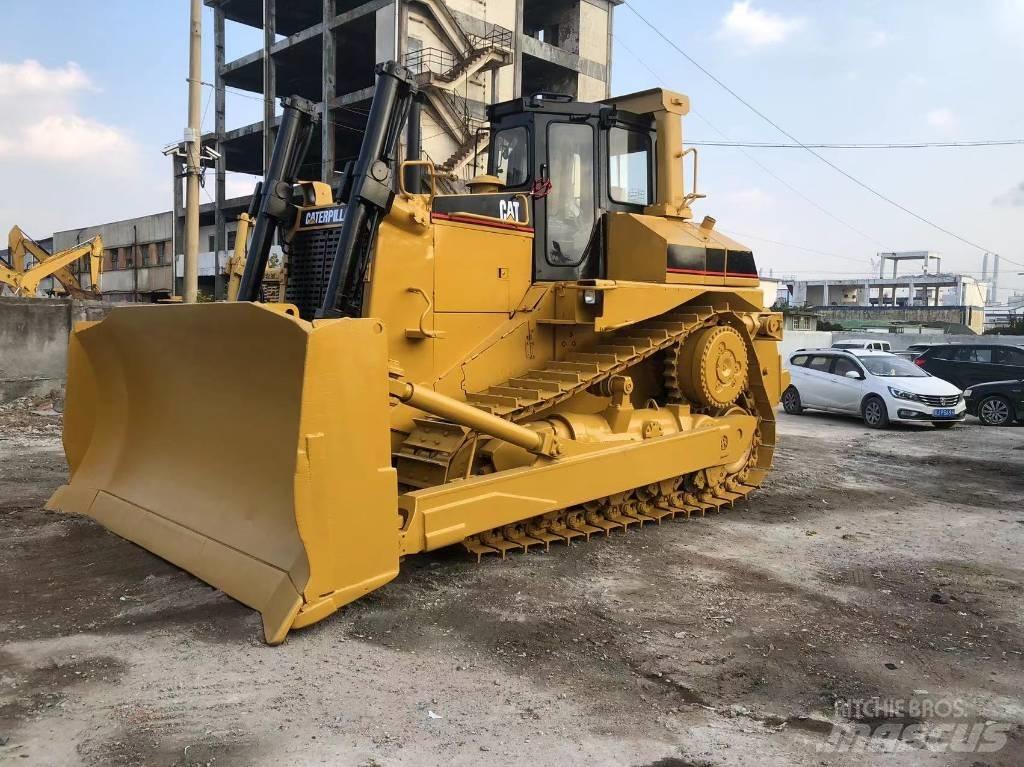 CAT D 9 R Telaketjupuskutraktorit