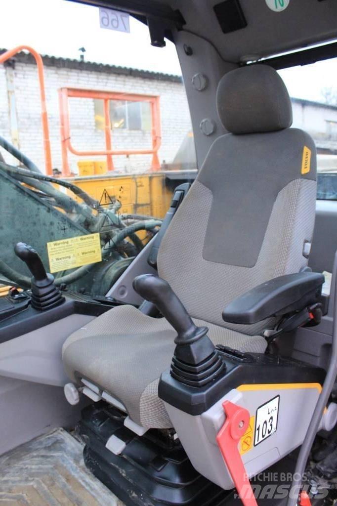 Volvo EC 220 E Telakaivukoneet