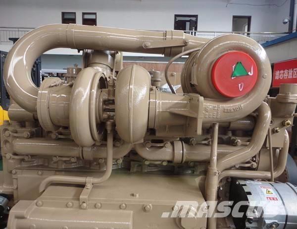 Cummins KTTA19-C700 Moottorit