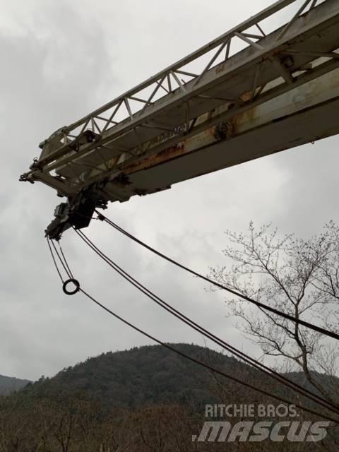 Tadano TR250M-4 RT-nosturit