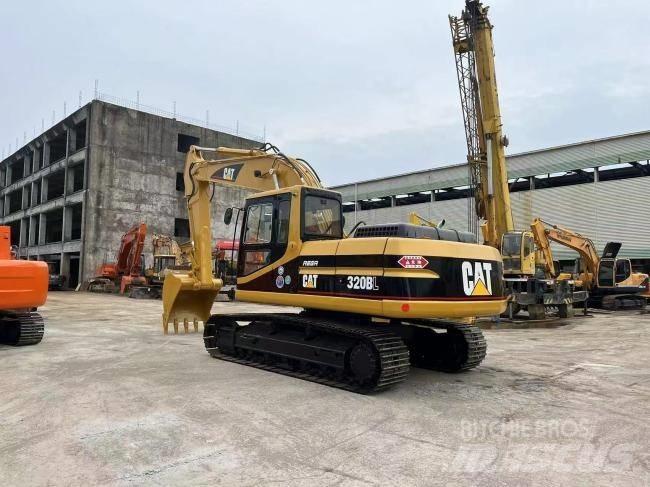 CAT 320 BL Telakaivukoneet