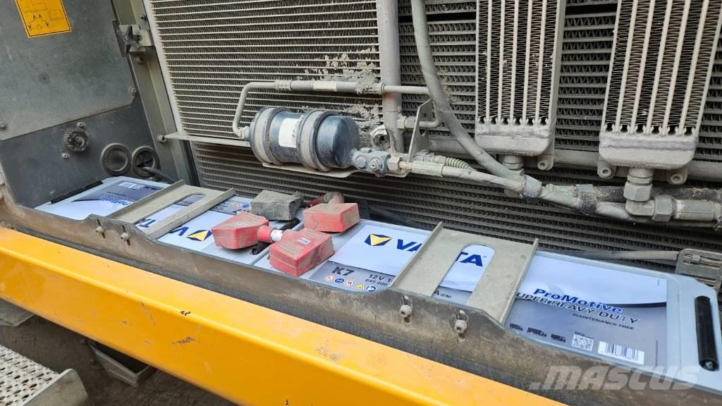 Liebherr LH 30 M Jätteenkäsittelijät