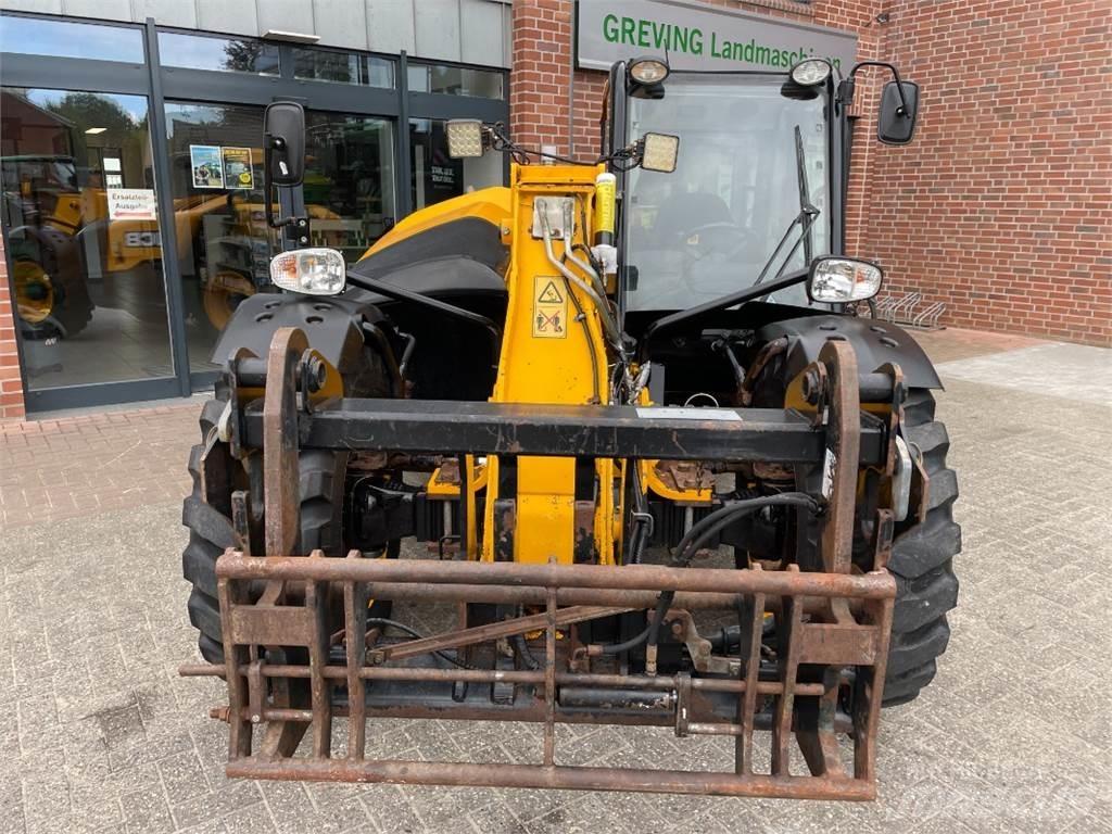 JCB 527-58 Agri Kurottajat