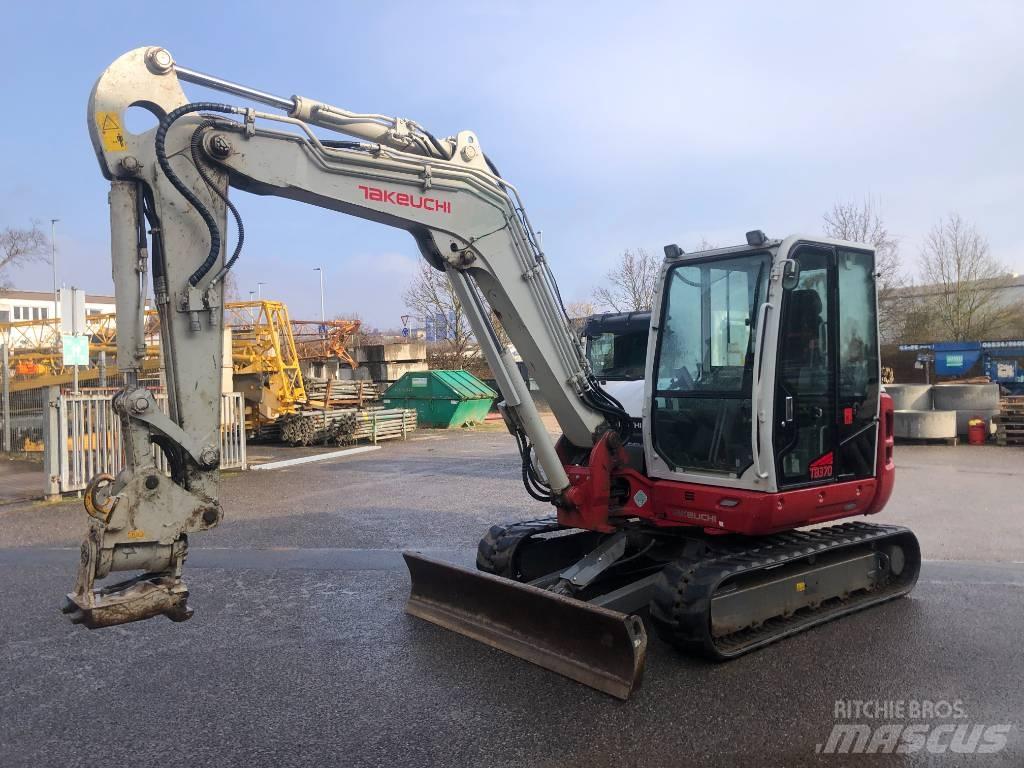 Takeuchi TB 370 Midikaivukoneet 7t - 12t