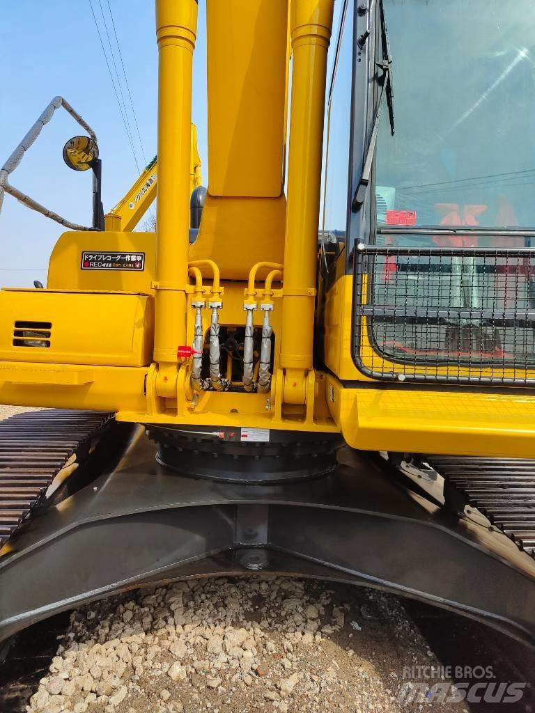 Komatsu PC 220 LC Telakaivukoneet