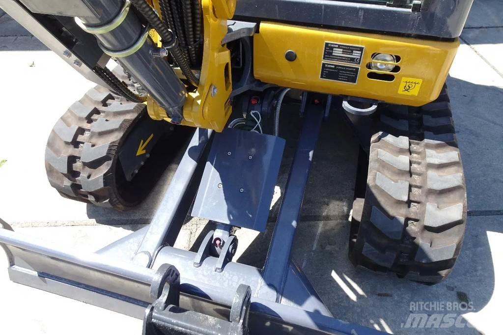XCMG XE27E Telakaivukoneet
