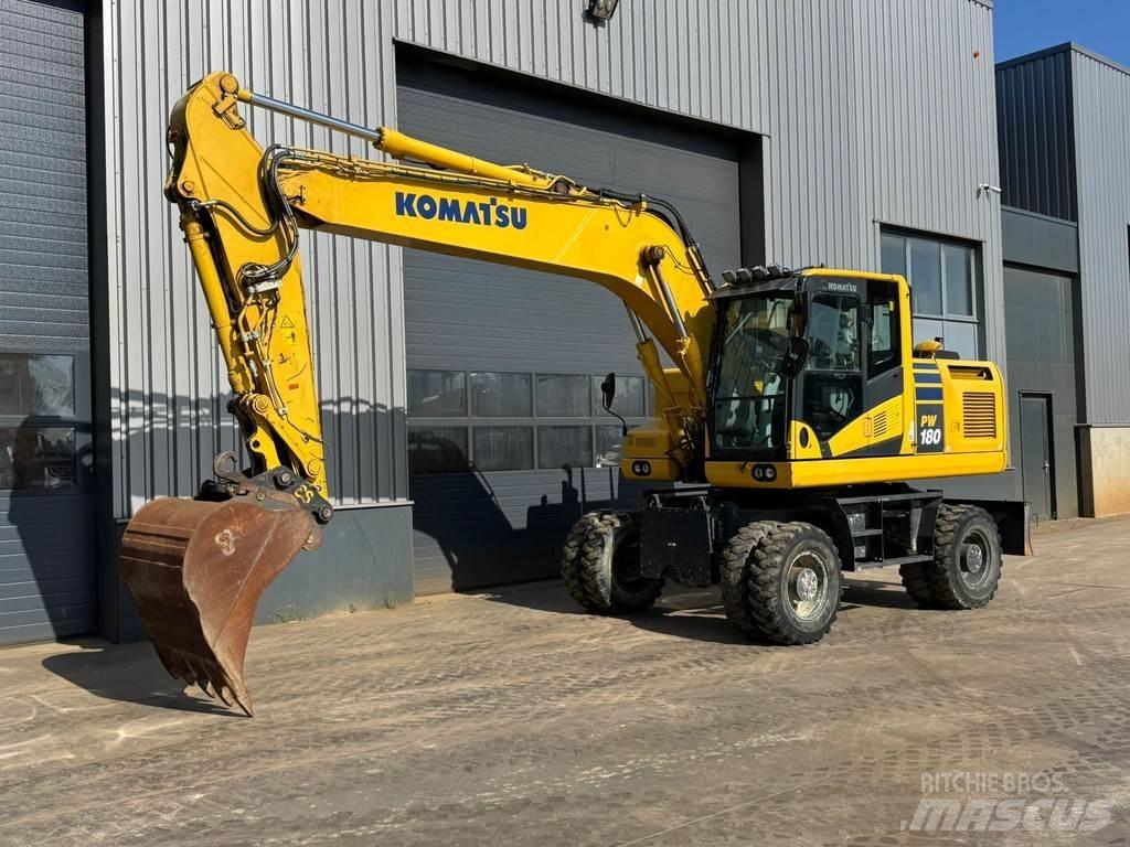 Komatsu PW180-11 Pyöräkaivukoneet