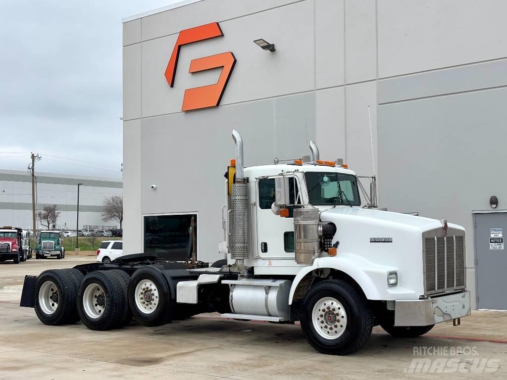 Kenworth T 800 Vetopöytäautot