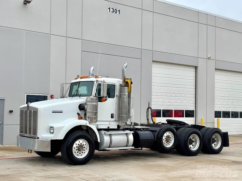 Kenworth T 800 Vetopöytäautot