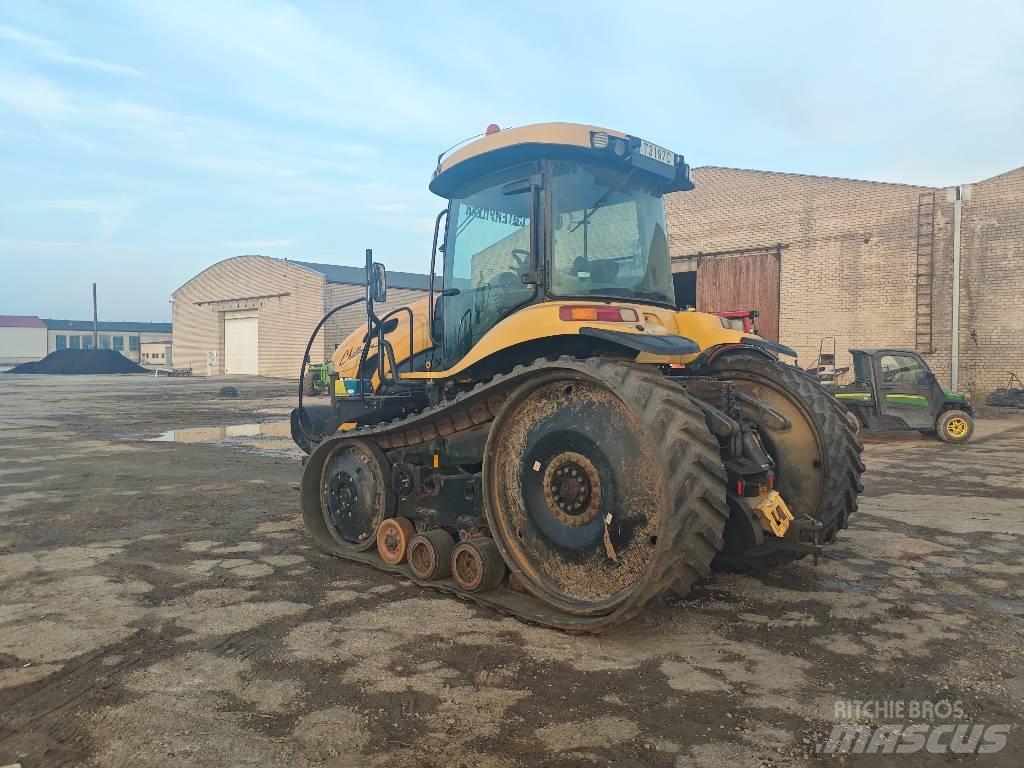 CAT challenger Traktorit