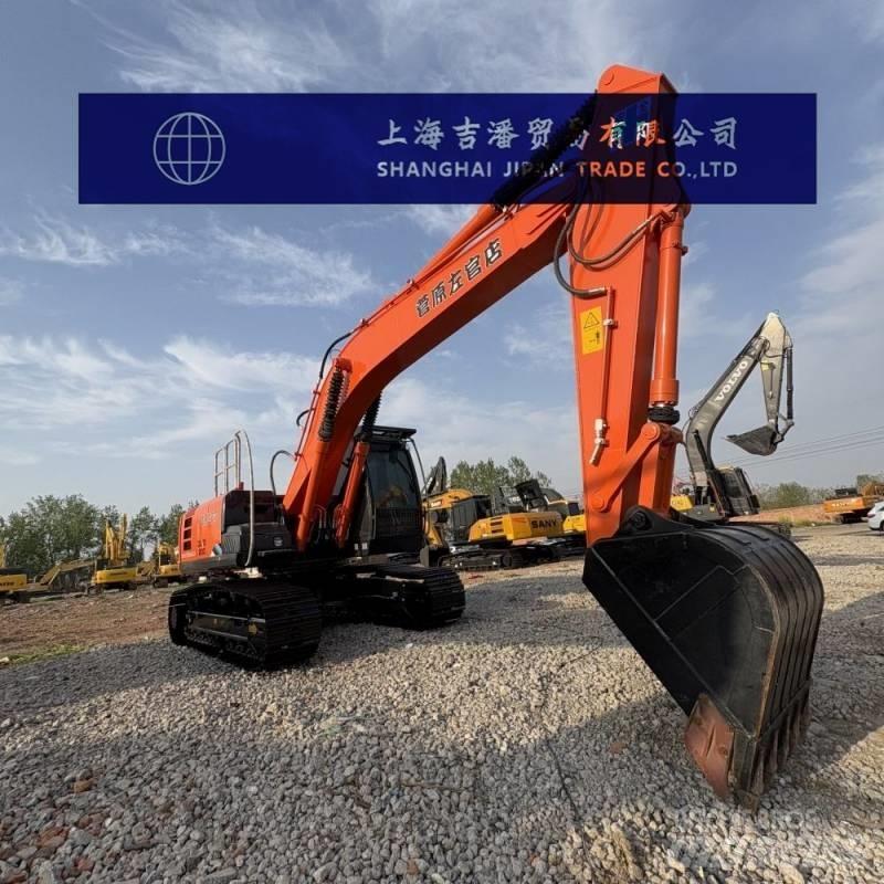 Hitachi ZX 200 Telakaivukoneet