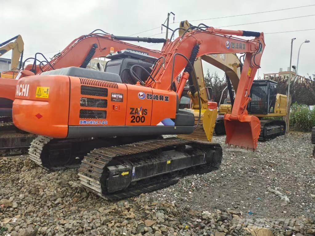 Hitachi ZX 200 Telakaivukoneet