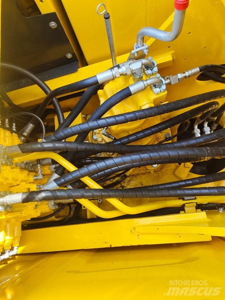 Komatsu PC 240 LC-8 Telakaivukoneet