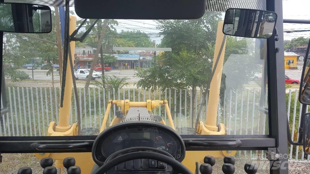 Volvo G930 Tiehöylät