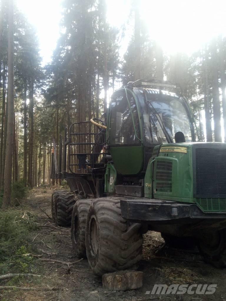 John Deere 1010 E Kuormatraktorit