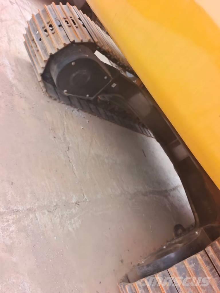 CAT 323 GC Telakaivukoneet