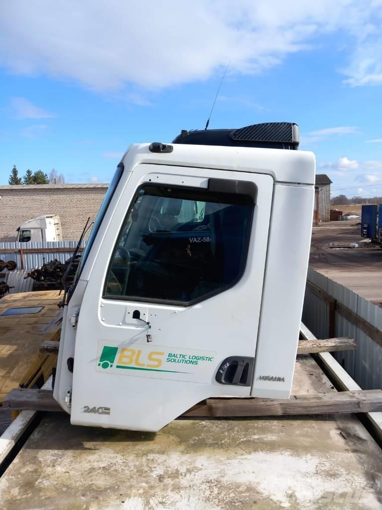 Renault Midlum 240 Ohjaamot ja sisustat