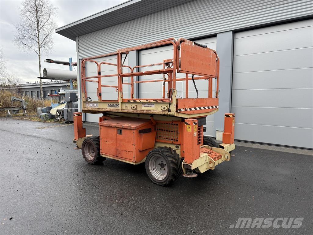 JLG 260 MRT Saksilavat