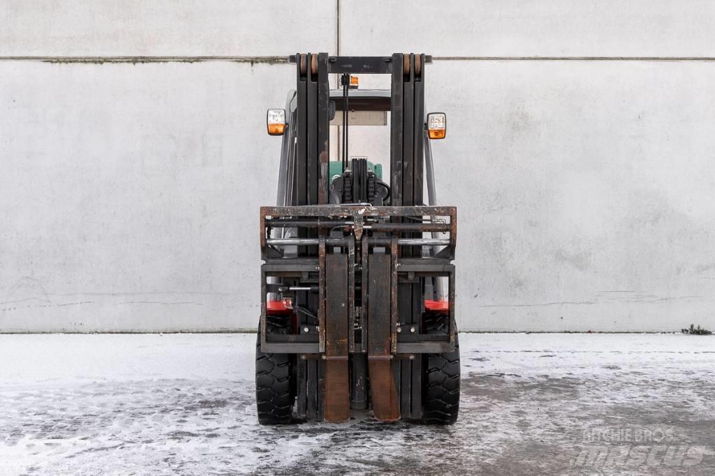 Manitou MI 35 G Dieseltrukit