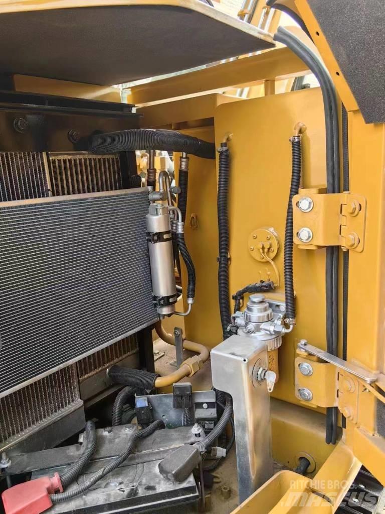 CAT 307E2 Minikaivukoneet < 7t