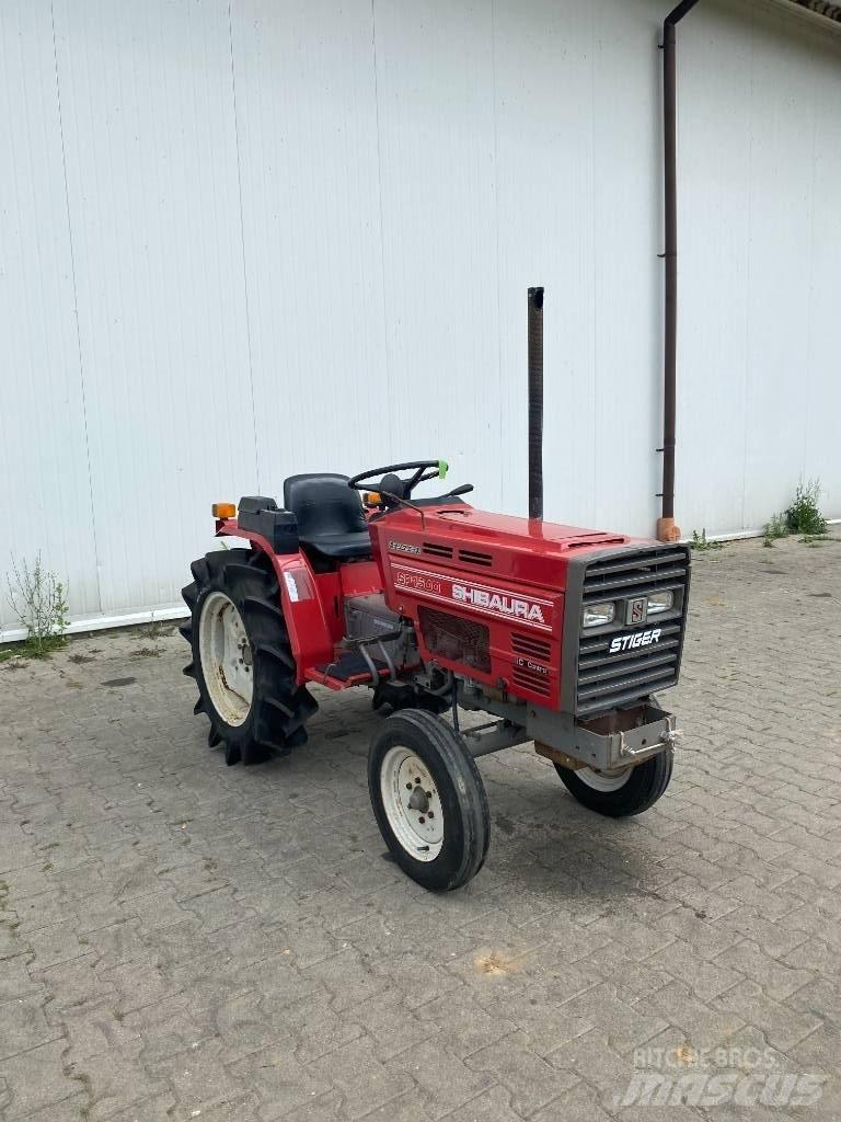 Shibaura SP1500 Taajamatraktorit