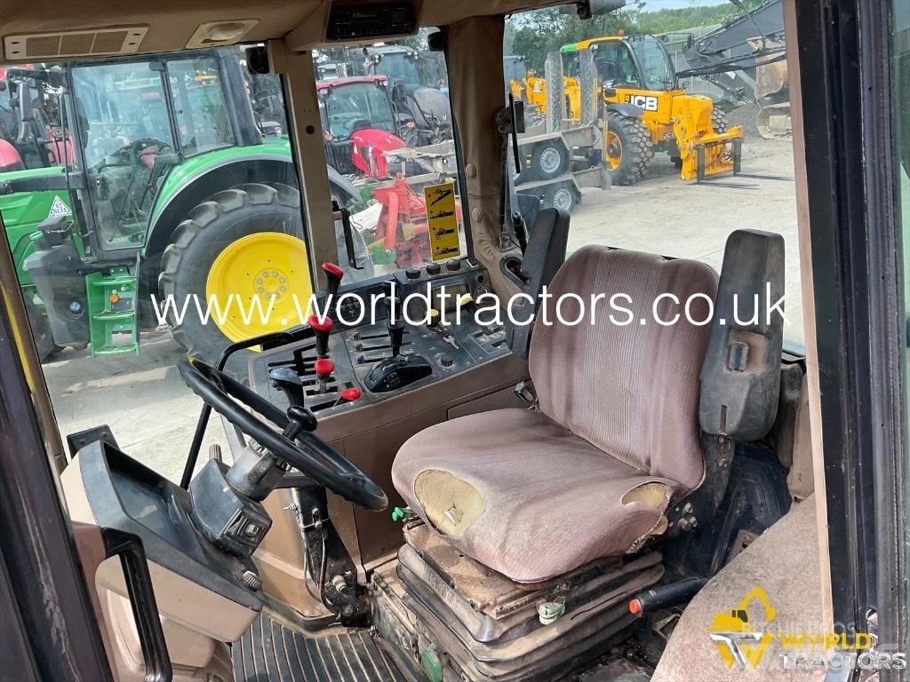 John Deere 6400 Traktorit