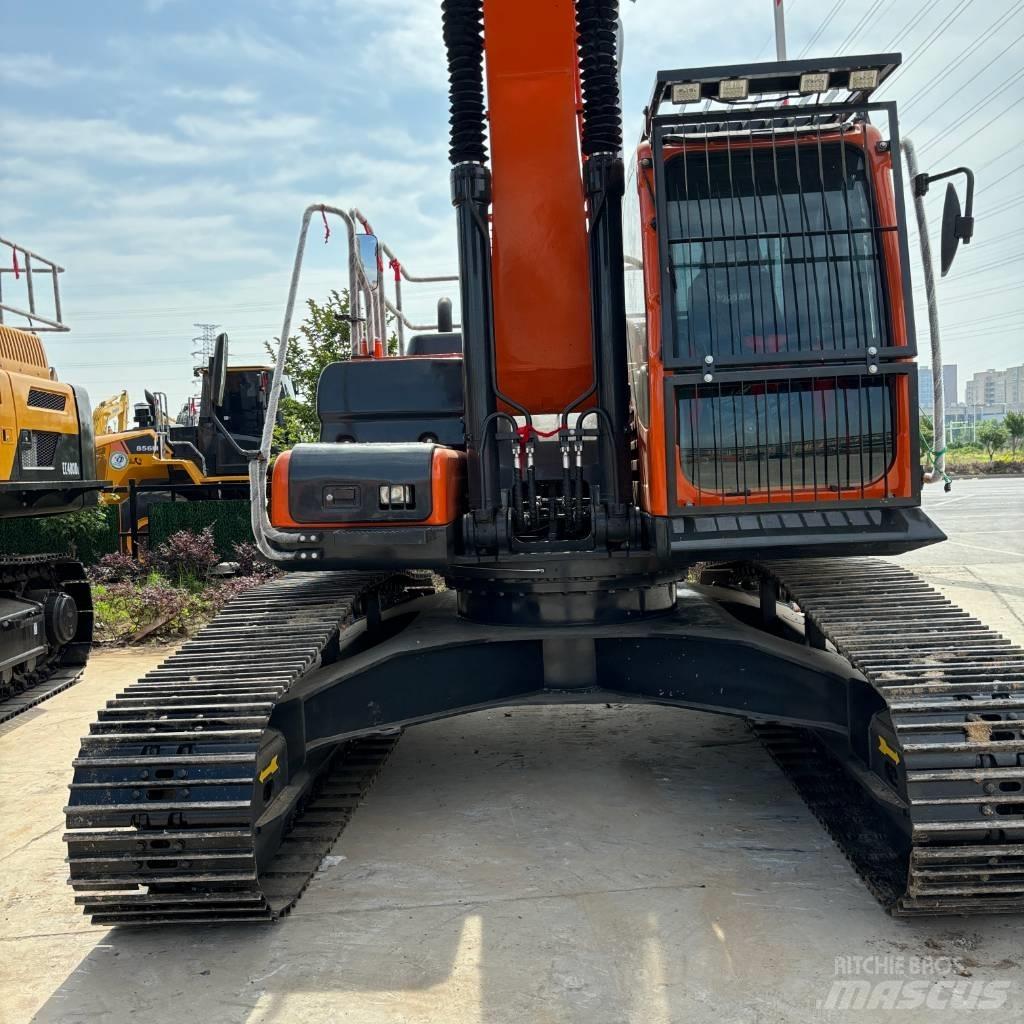 Doosan DX 300LC-9C Telakaivukoneet