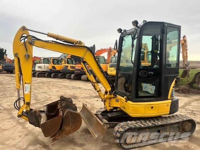 Komatsu PC 26 MR-3 Minikaivukoneet < 7t