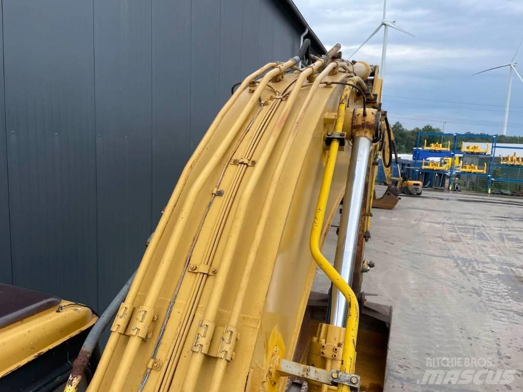 CAT 325LN Telakaivukoneet