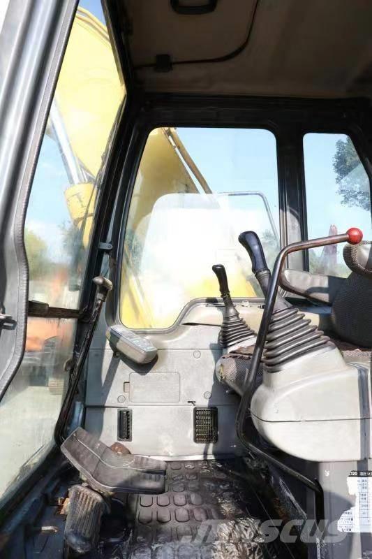 Komatsu PC 120-6E Minikaivukoneet < 7t