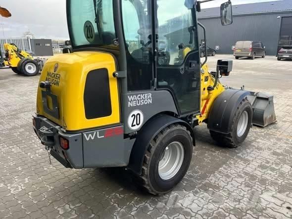 Wacker Neuson WL 25 Pyöräkuormaajat