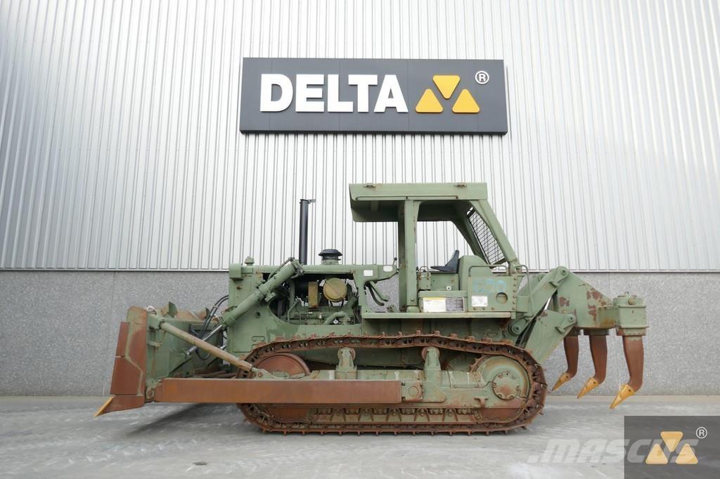 CAT D7G Ex-army Telaketjupuskutraktorit