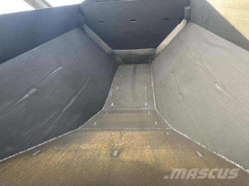 Komatsu HM 400-1 Dumpperit
